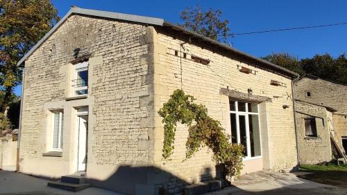 Beaumont House | La tanière des trois Ogres, à 10min du Futuroscope