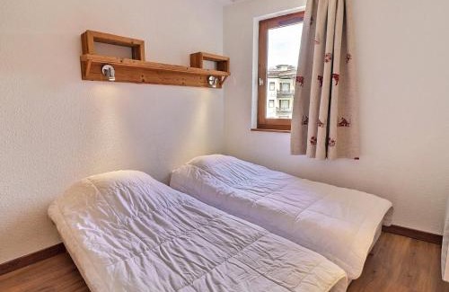 La Perriere Apartment | La Tania : 2 Pièces Cabine, 6 Pers, Balcon, TV, Non-Fumeur - FR-1-182A-35