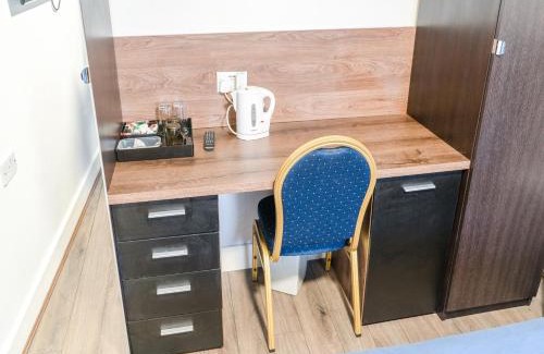 Nuneaton Hotel | La Tavola Calda Hotel