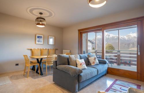 Cassina Valsassina Apartment | La terrazza sulle grigne