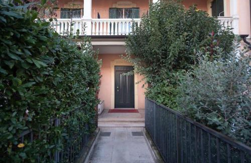 Sud-Ovest Apartment | La Terrazza su Verona