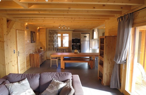 Villarembert Ski Chalet | LA TOUSSUIRE: RECENT CHALET, 12 PEOPLE EXPOSED FULL SOUTH FACING THE NEEDLES