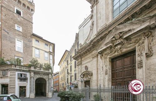 Rione V Ponte Apartment | La Torre Della Scimmia nido romantico a Piazza Navona