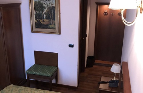 Castel San Pietro Terme Hotel | La Torretta