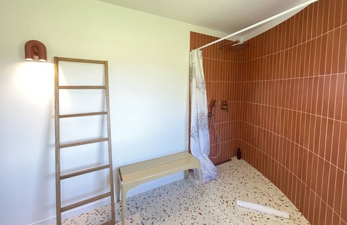 Pringy House | La Tuilière, former 19th century Tuilerie, 8pers. with swimming pool