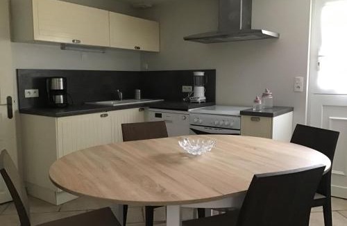 Saint-Romain-sur-Cher House | La vallée des pierres