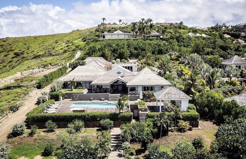 Petit Cul De Sac Beach Villa | La Vie en Rose (2/5 Rooms)