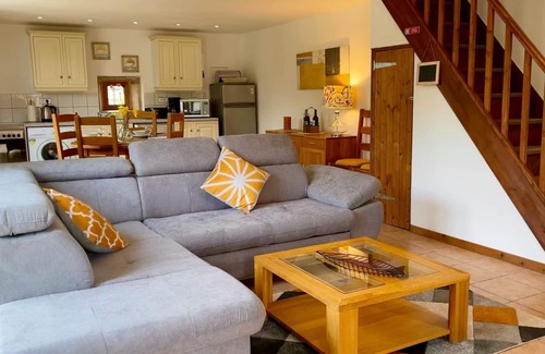 Brux House | La Vieillle Fromagerie - Charming gites in rural France