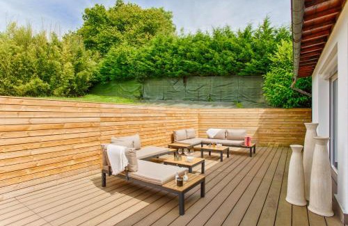 Saint-Gatien-des-Bois House | La Villa Charlie - 7 Bedrooms - Saint-Gatien-Des-Bois