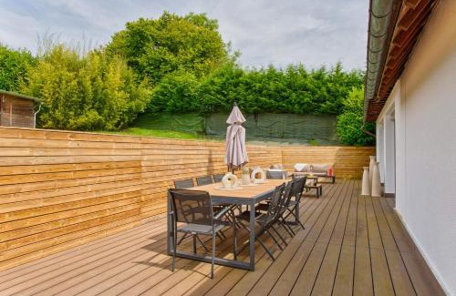 Saint-Gatien-des-Bois House | La Villa Charlie - 7 Bedrooms - Saint-Gatien-Des-Bois