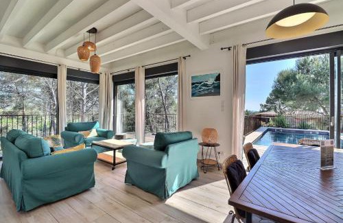 Ventabren Villa | La Villa des Pins - Nature & Pool