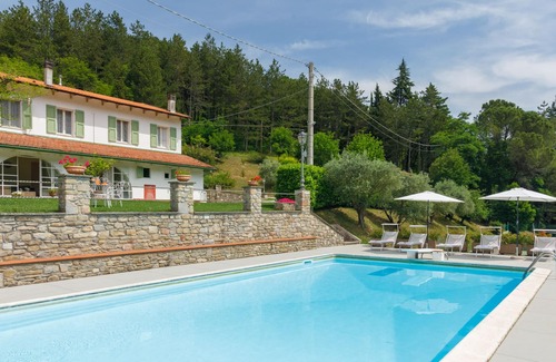 Modigliana Villa | La Villa Dina 10, Emma Villas