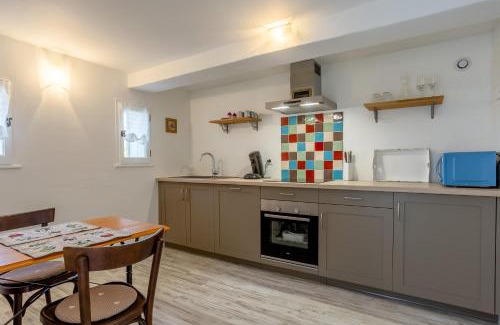 Faucon Apartment | LA VILLA DU PETIT BOIS Les Lavandes