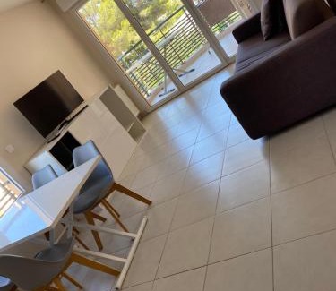 Frejus Plage Apartment | La Villa Fréjus-Plage