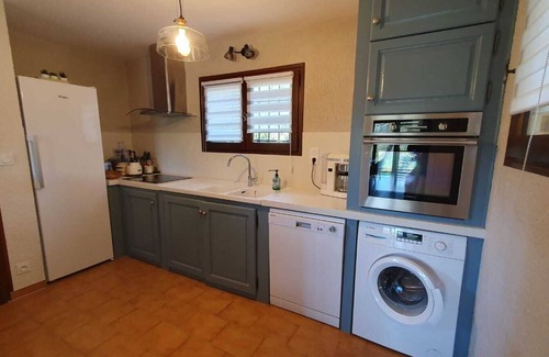 Esparron-de-Verdon House | La Villa Léonie Entre Pinède et Garrigue au Bord du Lac. 200m Accès Direct lac