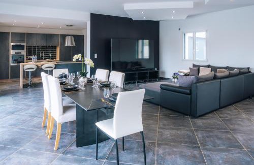 Deols Villa | La Villa Marais