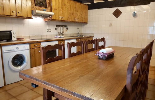 Azpilkueta Cottage | Labakizarra House for 8 people