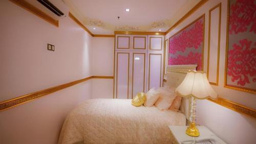 Central District Hotel | Lace boutique hotel