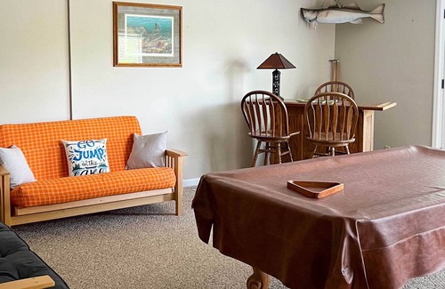 La Follette House | LaFollette Townhome w/ Deck & Norris Lake Views!