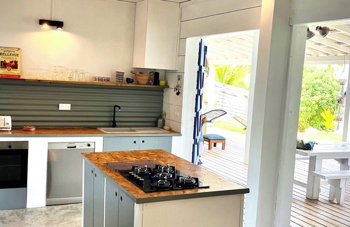 Grand-Bourg House | Lagoon Effect : Charming Créole Kaz on the beach