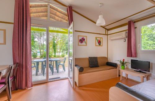 Castelmoron-sur-Lot Resort | Lagrange Grand Bleu Vacances – Résidence Port Lalande