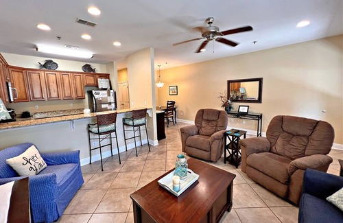Gulf Shores Villa | Laguna Breeze E 2 Bedroom Condo by Redawning