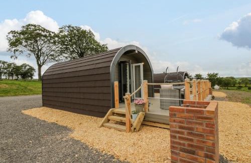 Lochmaben House | Laird Lodge 2