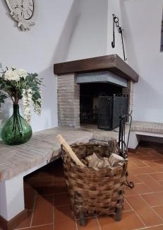 Lajatico Apartment | Lajatico Rentals - Casa di Alice nel Borgo
