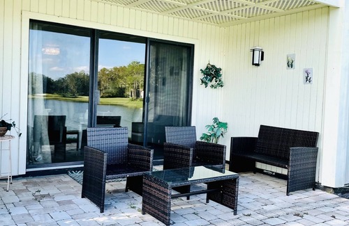 Wesley Chapel Condo | Lake front condo at Saddlebrook