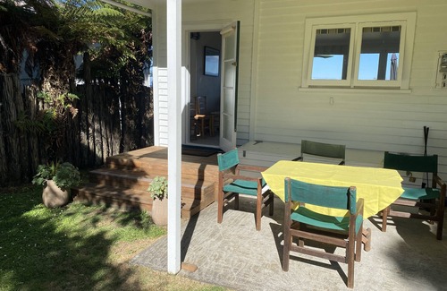 Mount Ruapehu Ski Area House | Lake front cottage Omori
