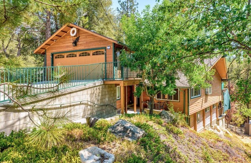 Bass Lake House | Lake Front Home with Dock Gameroom & Boat rental option-