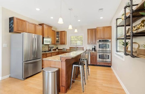 Waterloo House | Lake front/kayaks/private dock/firepit/game room w/pool table/sleeps up to 14