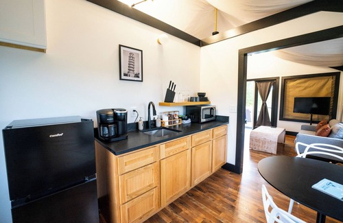 Coosa Resort | Lake Front Luxury Glamping Tent Suite: Hot Tub & Lake Views