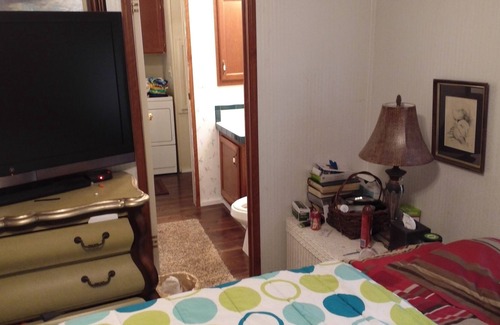 Umatilla House | Lake Front Rustic Ranch - FREE: Canoes,kayaks, fishing rods, bikes, paddle boat