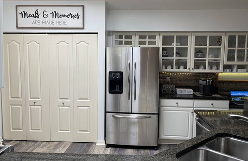 Putnam Hall House | Lake Geneva Getaway – Close to Gainesville & UF