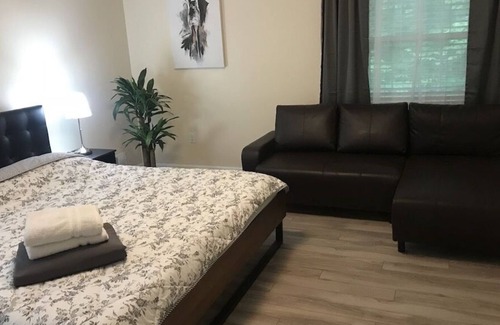 Blakeslee Villa | Lake Harmony spacious, 6 br private pool, hot tub, sauna, play sat, game room