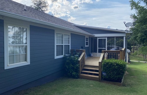 Anderson House | Lake Hatrwell - Anderson, SC. Short drive to Clemson.