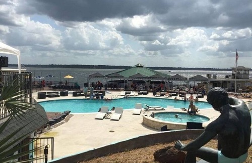 Seven Coves House | Lake house - unit 309