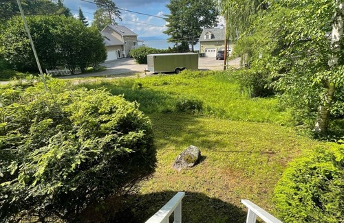 West Alton House | Lake house with beach access (newly renovated)