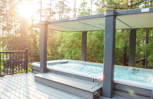 Appling House | Lake House with Swim Spa Oasis