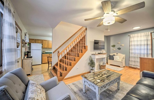 Lake Luzerne House | Lake Luzerne Home w/Fire Pit on Hudson River