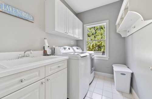 Cornelius House | Lake Norman Luxury Lakefront Home with Private Dock, Hottub and Pool