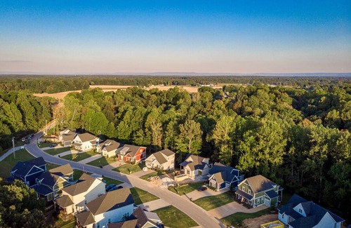 Tullahoma House | Lake Side Retreat at The Reserve w/Golf Cart