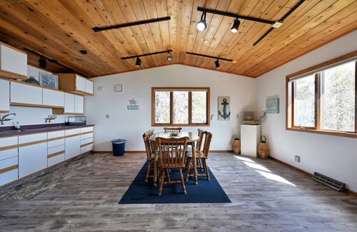 Herbster House | Lake Superior Direct Lakefront! Now Booking Off-season Dates and 2026!