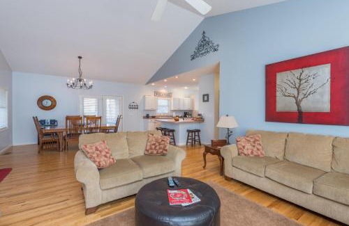 Black Mountain House | Lake Tomahawk Retreat