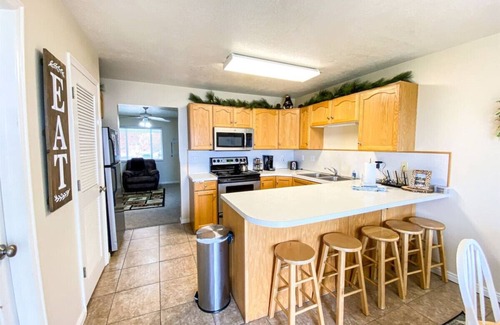 Harbor Village Condo | Lake View Condo 930# 2- great views of Bear Lake