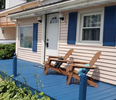 Ashtabula House | Lake View Cottage on Lake Erie