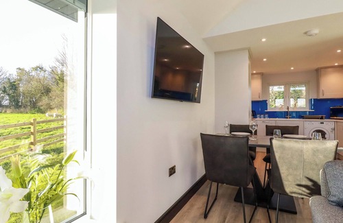 Newquay Cottage | Lake View