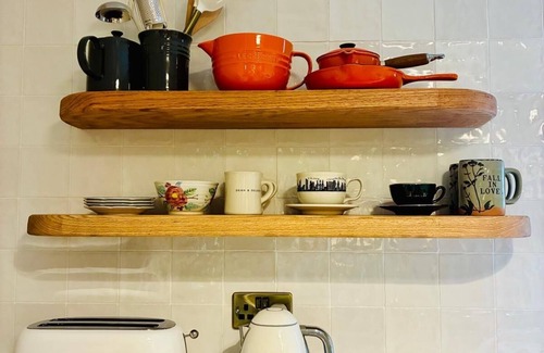 Portnablagh Apartment | Lake View Luxury Apartment