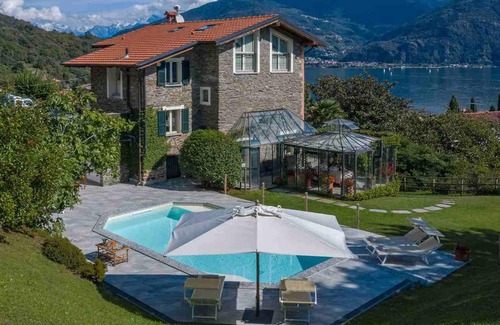 Santa Maria - Rezzonico Villa | Lake view villa rental - Lake Como - Italy